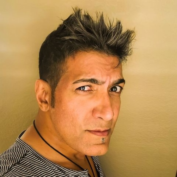 Meet your Posher, Chris - Picture 1 of 1